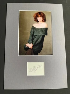 ALLY SHEEDY original signed Briefkarte/Passepartout 20x30 Autogramm - Picture 1 of 1