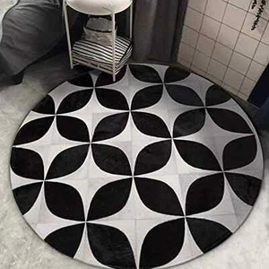 Round Black & white Cowhide Carpets Patchwork Leather Area Cowskin Handmade Rug - Picture 1 of 6