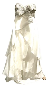 Abito lungo da sposa Marchesa ricamato fiocco scultoreo volant seta bianca 10 - Foto 1 di 6
