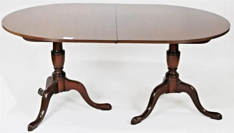 Kittinger Queen Anne Style Mahogany Two Pedestal Dining Table with 3 Leaves Cover
