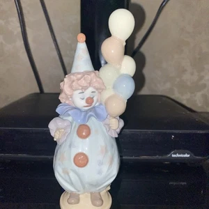 Figura Porcelana Lladro España 5811 Pequeño Payaso Con Globos - Imagen 1 de 7