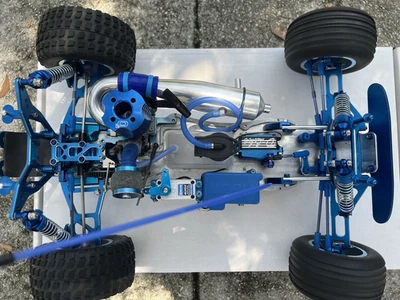 Team Associated RC10GT totalmente personalizado azul y plata aluminio Foto 1 de 4