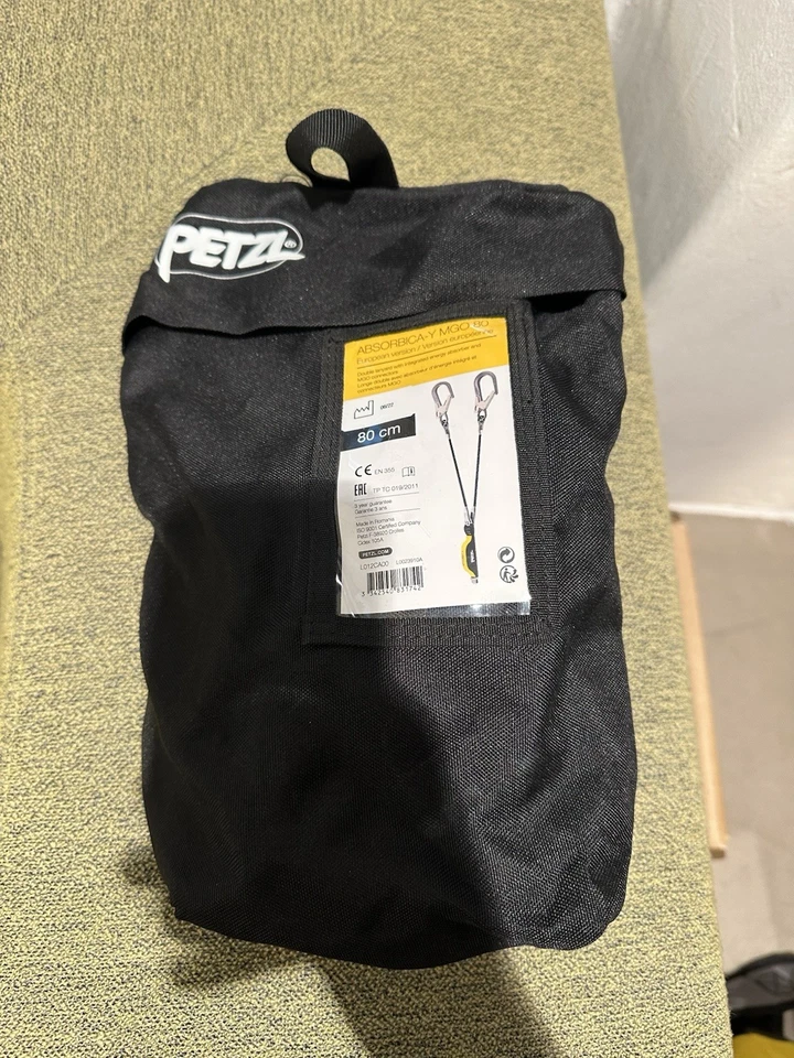 ABSORBICA-Y MGO 80 Petzl - Immagine 1 di 2