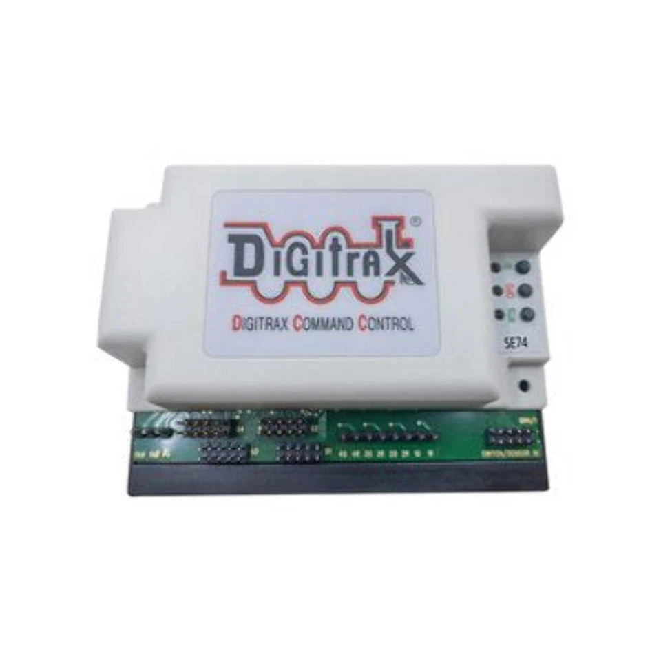 Digitrax SE74 SE Digitrax 16 signal head controller with 4 turnout controls and - Image 1 of 1