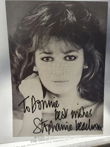 Fotografía 8x10 firmada/autografiada de Stephenie Beacham (dinastía Drácula) - Imagen 1 de 3