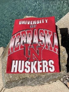Vintage University of Nebraska Huskers T-Shirt - Picture 1 of 4
