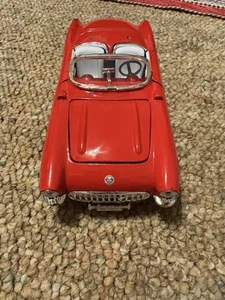 Sunnyside 1957 Corvette SS7708 Car Toy 1:24 Scale Collectible Mint Red White - Picture 1 of 6