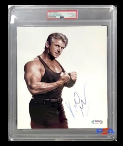 FOTO AUTOGRAFIADA 8X10 FIRMADA POR VINCE MCMAHON ENCAPSULADA CON CERTIFICADO DE AUTENTICIDAD PSA RARA - Imagen 1 de 4