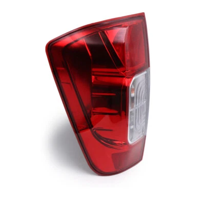 Luz trasera izquierda + bombilla cromada, roja para Nissan Np300 D23 2015 2019 Foto 1 de 4