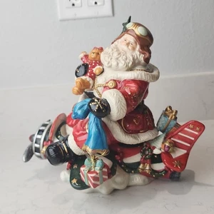 Vintage Keramik Weihnachtsmann mit Spielzeug im Flugzeug Weihnachtsfigur 9′′ groß - Bild 1 von 11