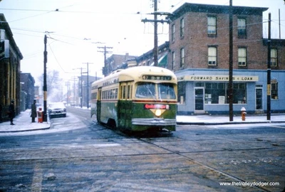 Tranvía PTC Philadelphia PCC #2176 1965 35 mm original Kodachrome Slide Foto 1 de 3
