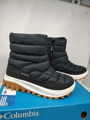 Columbia Women's Snowtrot Mid Snow Boots Black/Sea Salt - Image 1 of 4