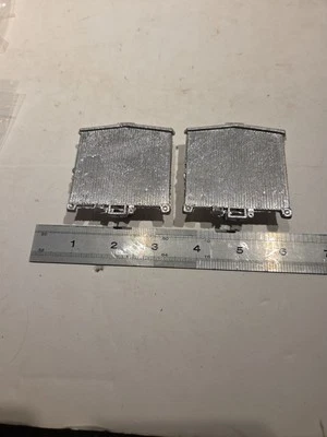 Walthers 378 O scale 2 rail boxcar Ends New Part Lot #71 - Image 1 of 4