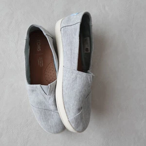 TOMS Canvas Luca Women's Slip-On Sneakers Size 7 Blue Comfort Fast Shipper - Picture 1 of 11