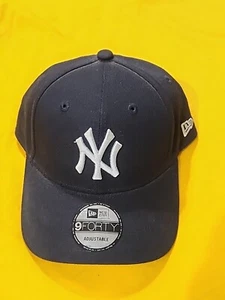 Cappello New York Yankees regolabile taglia unica gancio e passante baseball MLB - Foto 1 di 10