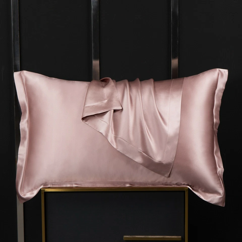 100% Pure Mulberry Silk On Both Sides 19 Momme Silk Charmeuse Pillow Case Pink - Image 1 of 4