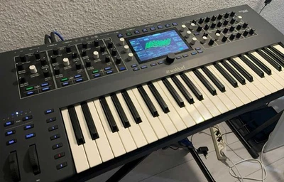 WALDORF IRIDIUM Synthesizer Keyboard - Bild 1 von 2