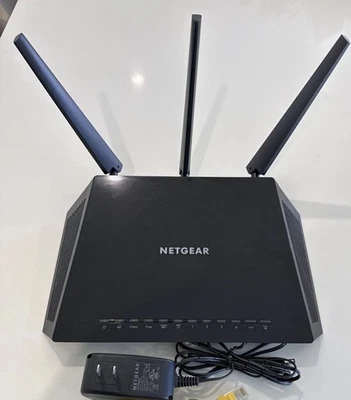 NETGEAR NIGHTHAWK AC2600 WIFI ROUTER Dual Band 2.4/5 GHz + Cord Works Excellent - Image 1 of 4