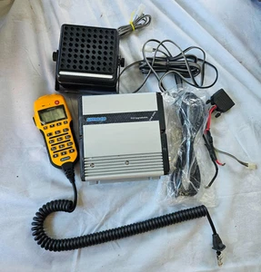 Simoco SRM9000 TU UHF band with yellow 9022 Controller mike, 80 CB channels - Picture 1 of 5