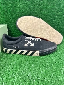 Off White Vulc Low Shoes Sneakers Black White Size 11.5 US Used With Box - Picture 1 of 14