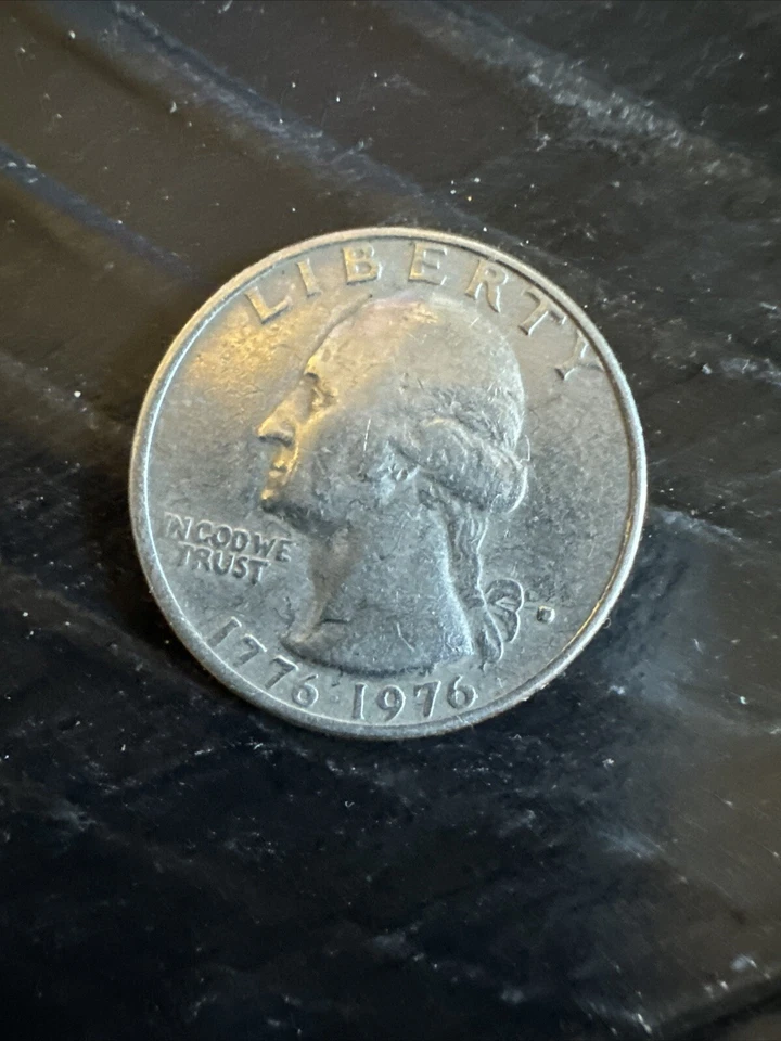 1776-1976 Filled D U.S. Bicentennial Quarter - Rare Filled Mint Mark. COLLECTOR - Image 1 of 4