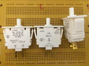 16A SPST-NO Leitungsunterbrechungsschalter Drucktaster Dual Gap F82 mehrere Stück - Bild 1 von 1
