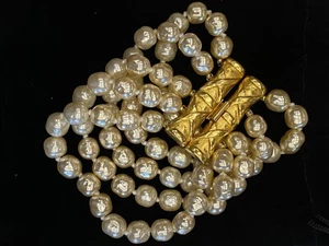 PULSERA DE PERLAS DE CINCO HEBRAS KARL LAGERFELD FIRMADA DE COLECCIÓN - Imagen 1 de 11