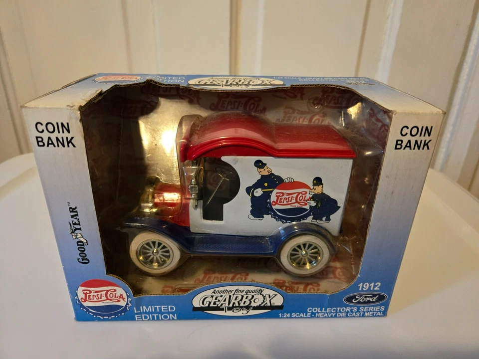 Gearbox Pepsi Cola 1912 Ford Delivery Bank Truck Diecast 1 24