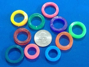 LOT OF TEN MEDIUM AND SMALL KEY IDENTIFIER RINGS  - Picture 1 of 2