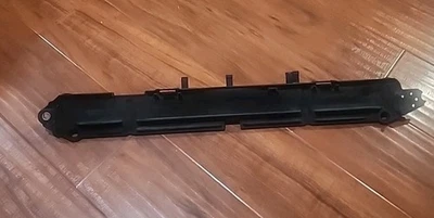 2009-2013 Toyota Corolla Upper Radiator Shroud Braket 1.8L OEM - Image 1 of 4