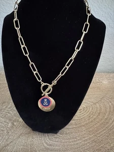 Collar Lauren Ralph Lauren Chapado en Oro Ancla Logo Náutico - Imagen 1 de 6