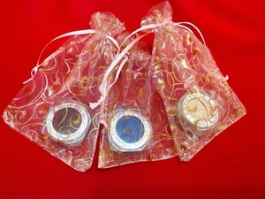Set Of 3: Blue, Gold, Brown L'Oréal Paris Infallible Powder Eye Shadow 0.12 oz. - Picture 1 of 7