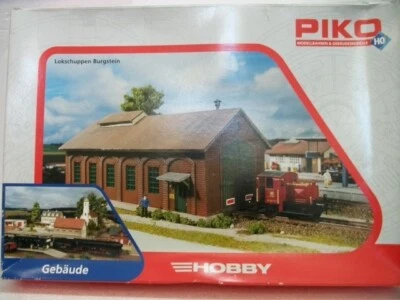 PIKO HO 61823 ENGINE SHED KIT OO/HO - Image 1 of 2