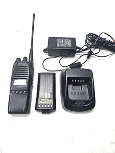Kenwood TK-5410-K2 P25 800 MHz Radio bidirezionale TK-5410 763-870 MHz - Foto 1 di 6