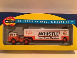 HO Athearn RTR Whistle Ford C Tractor Cab with Beverage Trailer Truck
