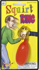 SQUIRTING RING Joke Prank Gag Gift Squirts Spray Shoots Water Toy Funny Trick - Picture 1 of 2