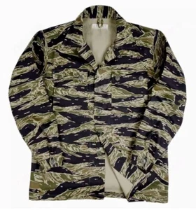 Guerra de Vietnam Ejército de Estados Unidos TCU Tigre Rayas Chaqueta Abrigo Algodón Talla M - Imagen 1 de 4