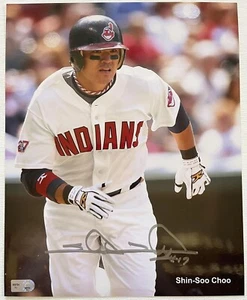 Shin-Soo Chin Signed Autographed Glossy 8x10 Photo Cleveland : MLB Authenticated - Picture 1 of 2