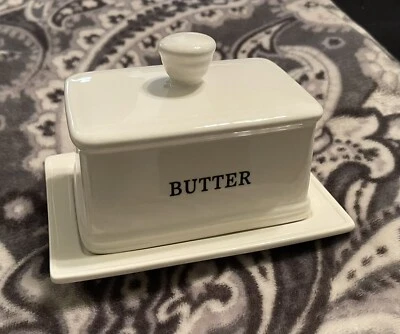 THL White Ceramic Butter Dish minimal Farmhouse Larger Stick 6 in X 4 in - Image 1 of 4