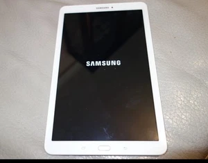 Samsung Galaxy Excellent Condition (not iPhone) - Picture 1 of 3