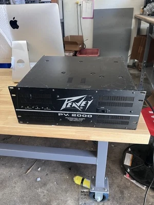 Peavey 2000 Amplifier Power Amplifier - Image 1 of 4