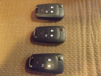 For 2010 2011 2012 2013 2014 2015 2016 Chevrolet Equinox Remote Flip Key Fob - Image 1 of 4