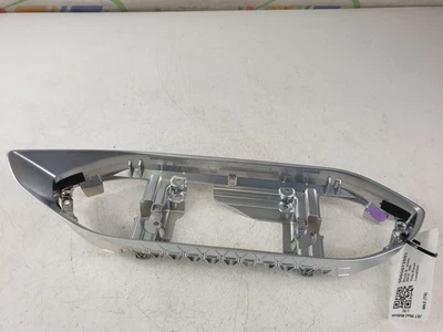 PEUGEOT 308 RADIO CROMO PANEL EMBELLECEDOR ENVOLVENTE 98080579VV MK2 2015 Foto 1 de 4