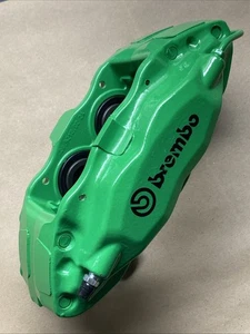 PINZA DE FRENO FORD MUSTANG GT RECUBIERTA DE POLVO VERDE LIMA 07-14 5.0 - Imagen 1 de 12