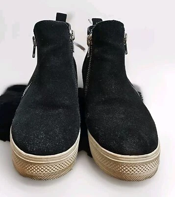 Steve Madden Womens Wedgie Sneaker  Black Suede size 11 Grunge outdoor zipper - Image 1 of 4