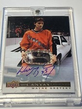Wayne Gretzky 2020-21 SP Signature Legends UD Canvas Legends Autographs #C25