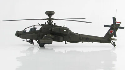 Hobby Master 1:72 Singapore Air Force (RSAF) Boeing AH-64D Apache Longbow 2067 - Image 1 of 4