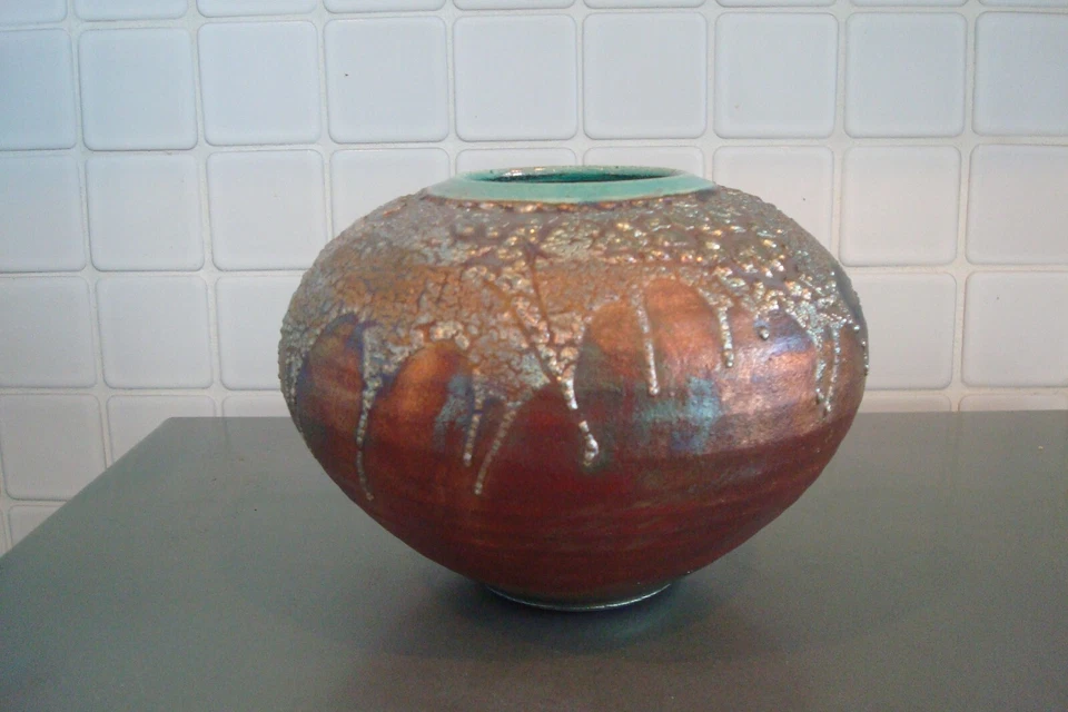 Jarrón. Adorno. Hecho a mano. Cerámica. Multicolor Foto 1 de 1