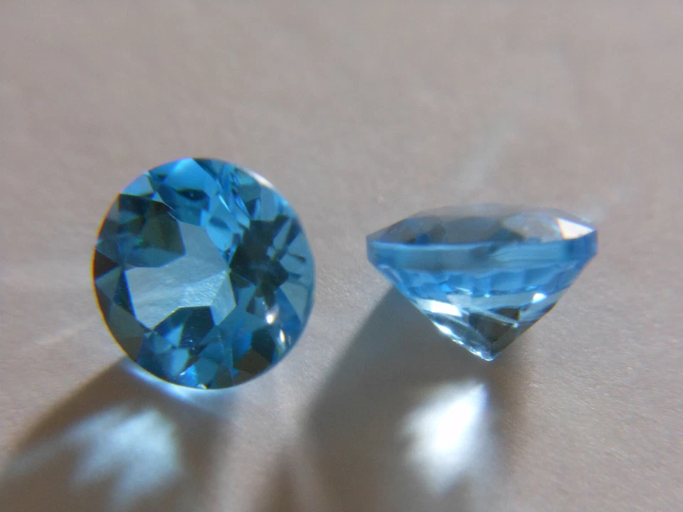 Topaz Swiss Blue Matched Pair 1.45 ct each, 3.29 ctw, USA 20 Year Vendor - Image 1 of 4