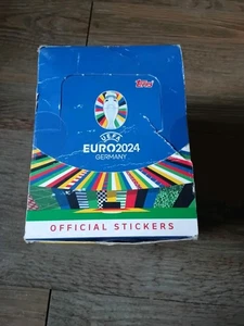 Full Sealed Box Topps UEFA Euro 2024 Official Sticker Full Box 100 Packets - Bild 1 von 3